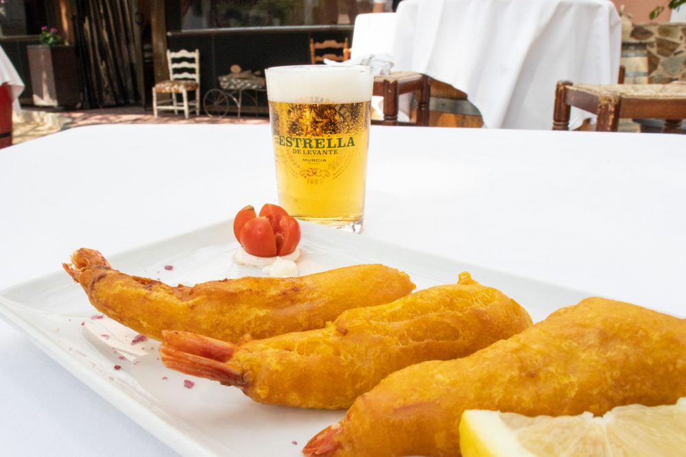 Caballitos de mar con cerveza Estrella Levante